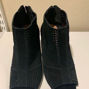 Open toe wedged booties